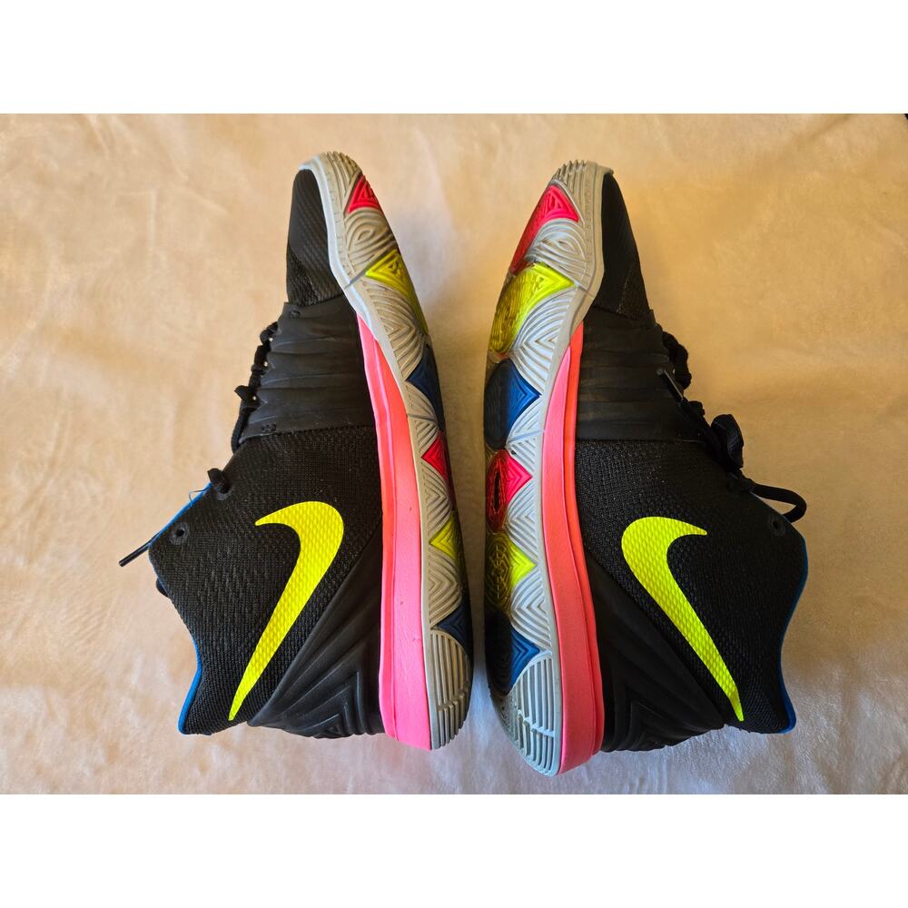Nike Kyrie 5 "Just Do It"  Black Volt Hyper Pink Youth Size 7 - Picture 7 of 11